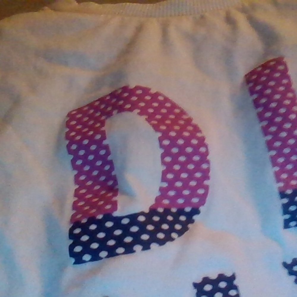 A DKNY shirt kids 10/12